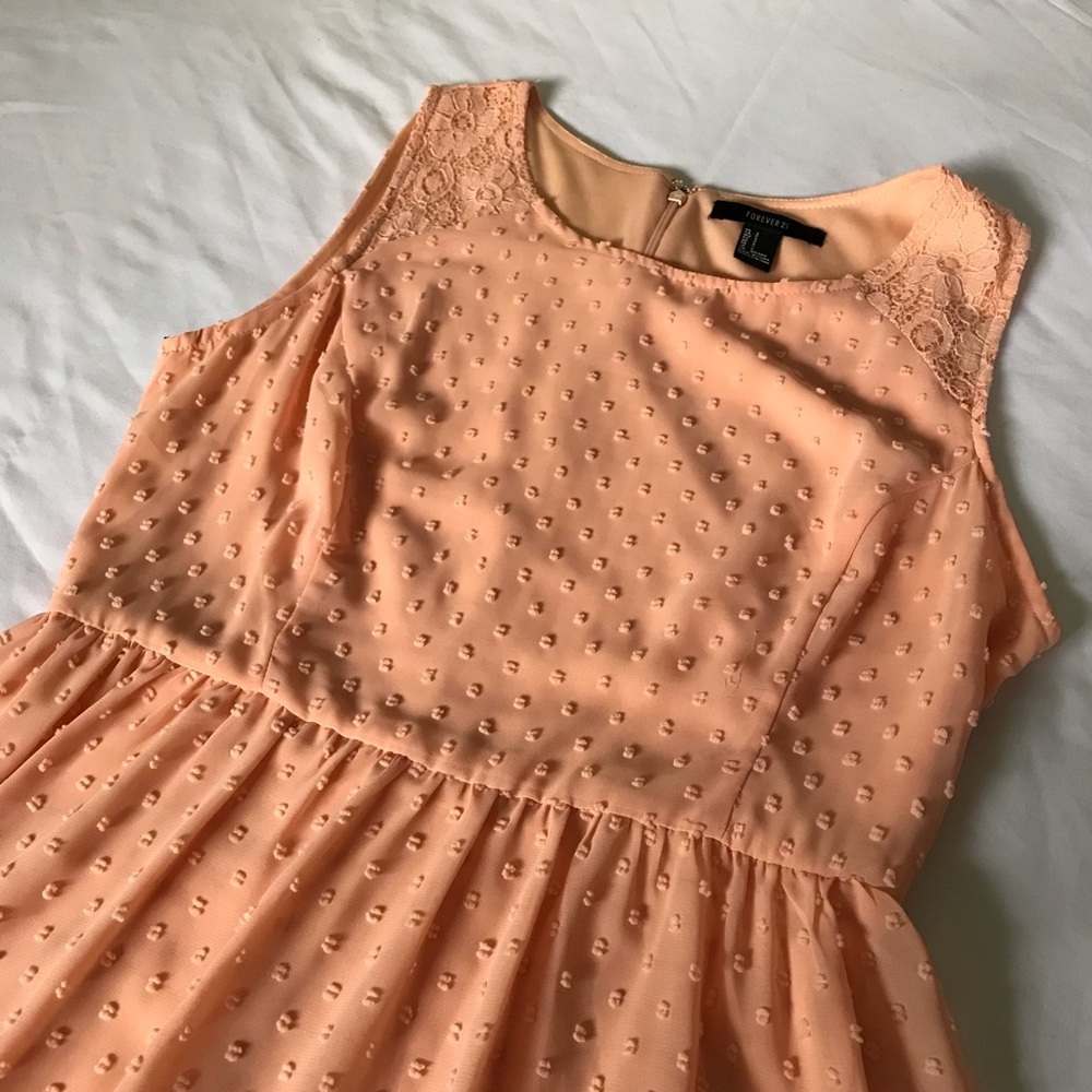 PEACH LACE DRESS - Picture 2 of 7